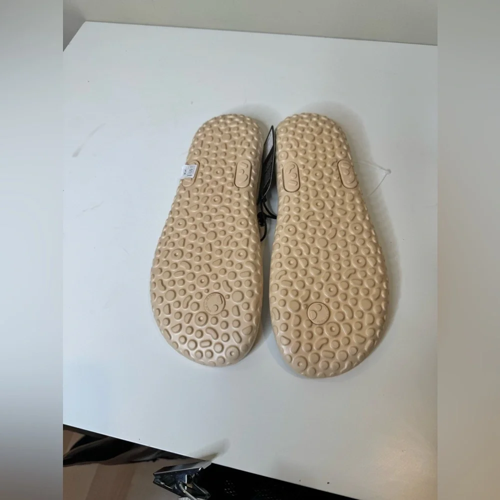 Allbirds Sugar Zeffer Flip Flops in Lux Beige size 12